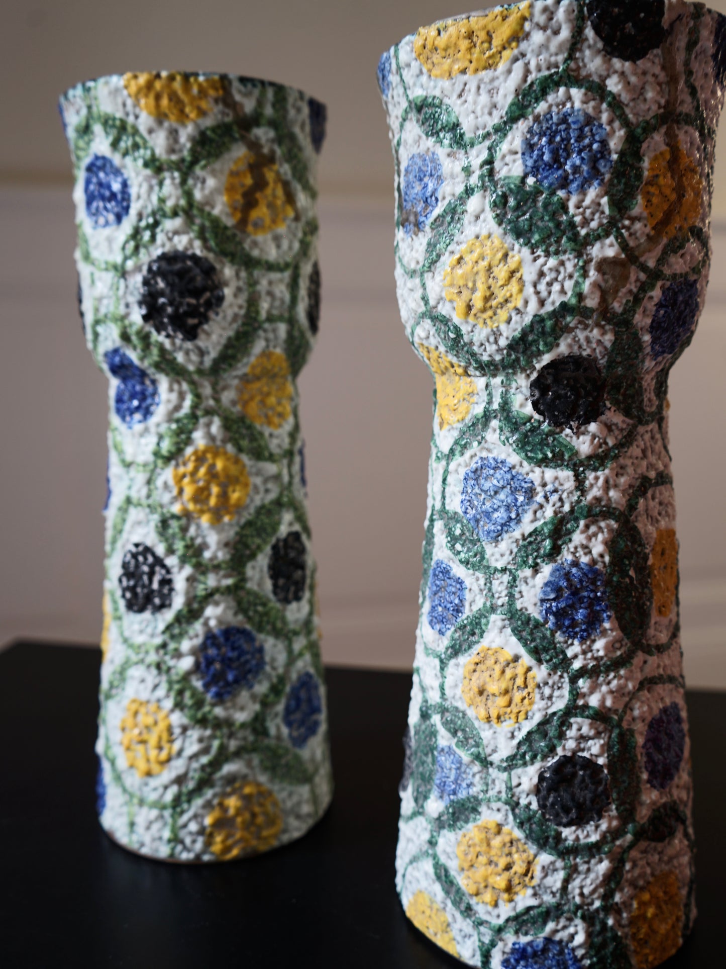 Paire de Vases en grès émaillé du collectif Romacréa