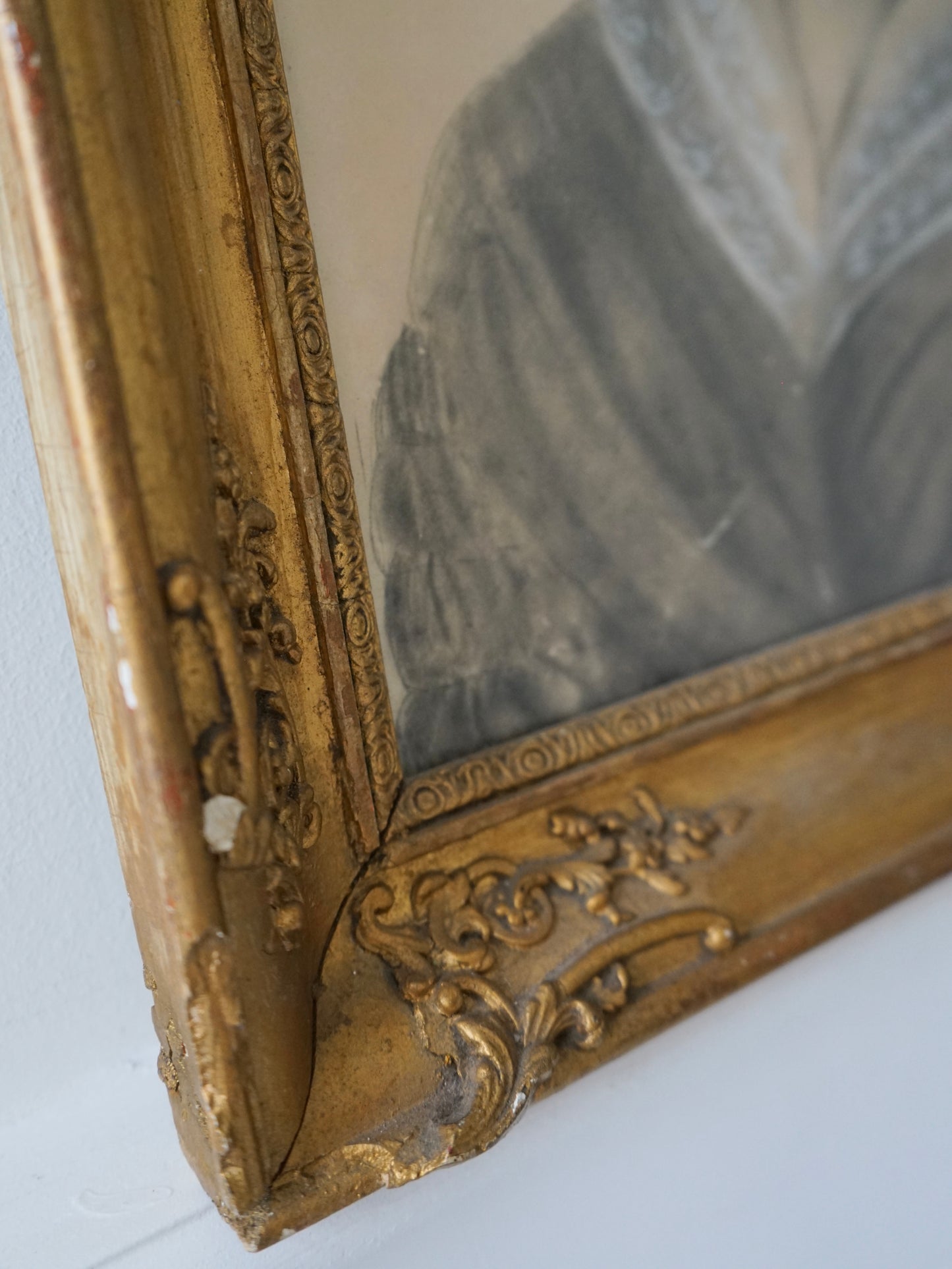 La Jeune Femme en fusain et craie