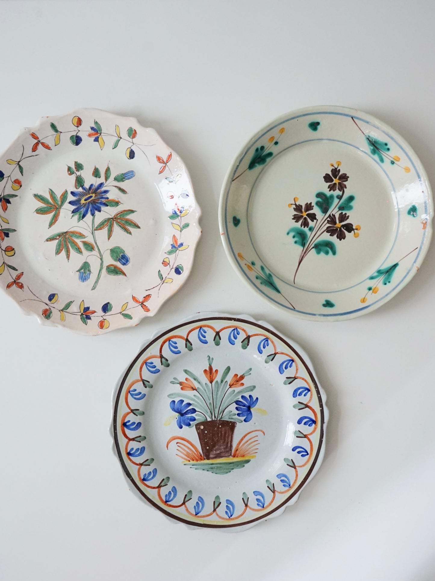 Assiette en faïence, XIXe siècle