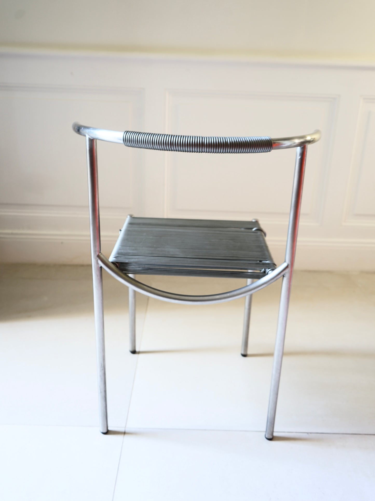 Paire de chaises "Jim Hunter" Philippe Starck