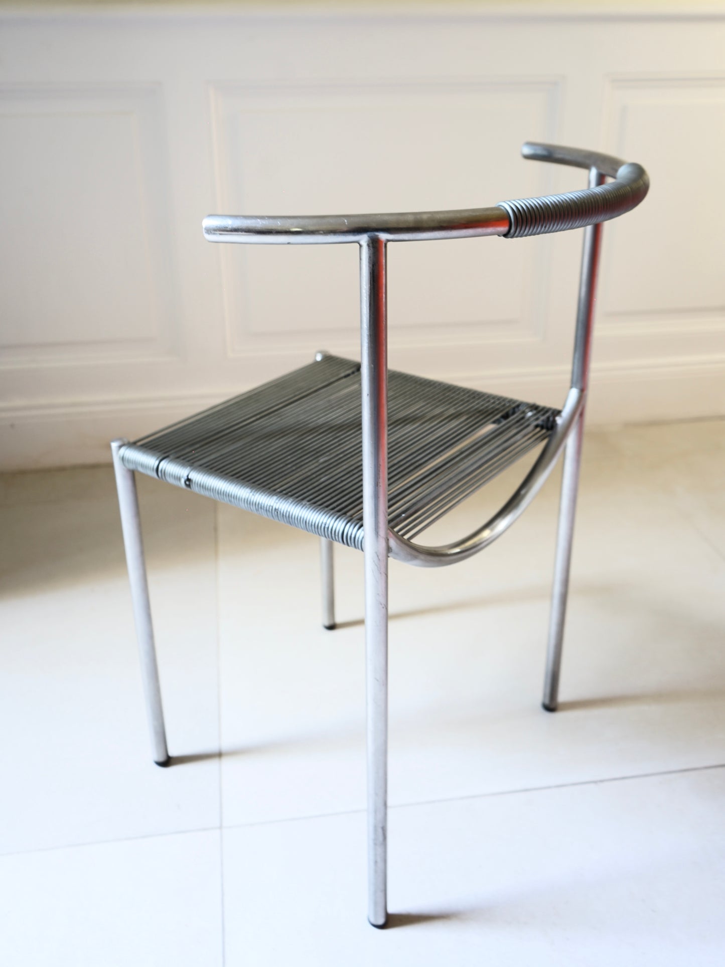 Paire de chaises "Jim Hunter" Philippe Starck