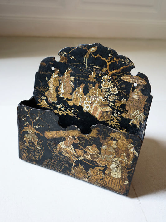 Porte-courrierà décor japonisant Napoléon III