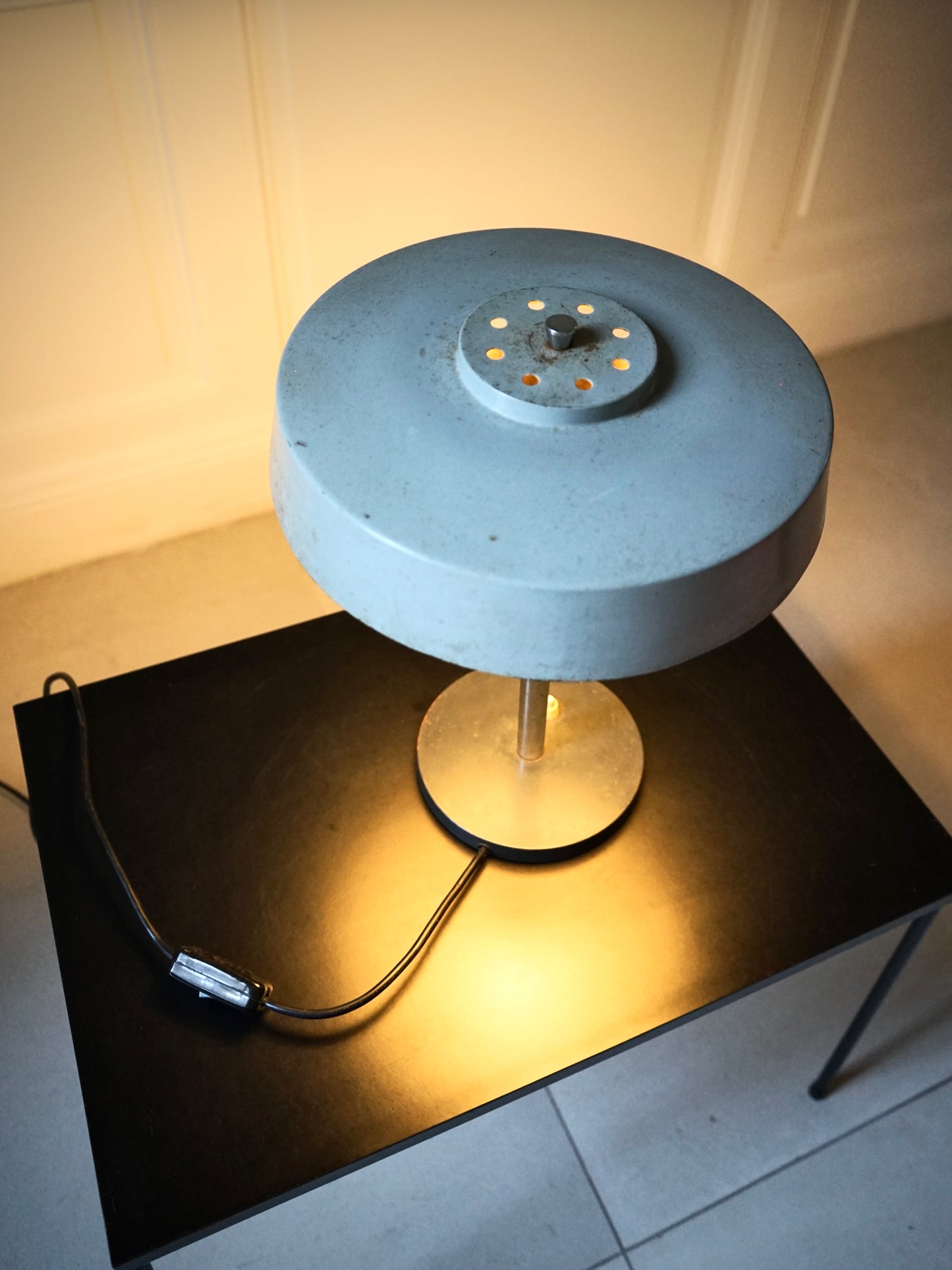 Lampe de bureau moderniste