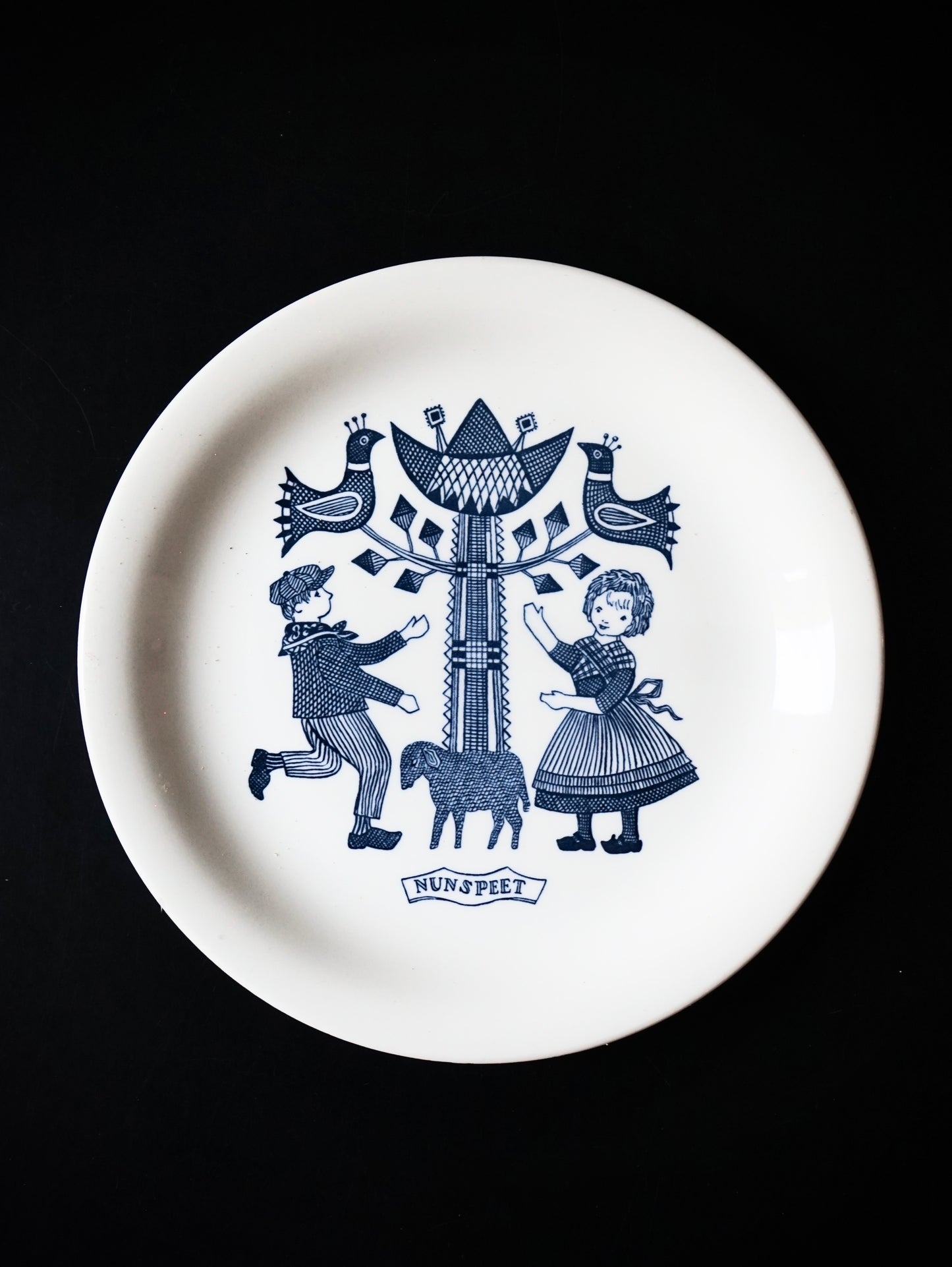 Lot de 5 assiettes vintage en porcelaine Royal Sphinx Maastricht.