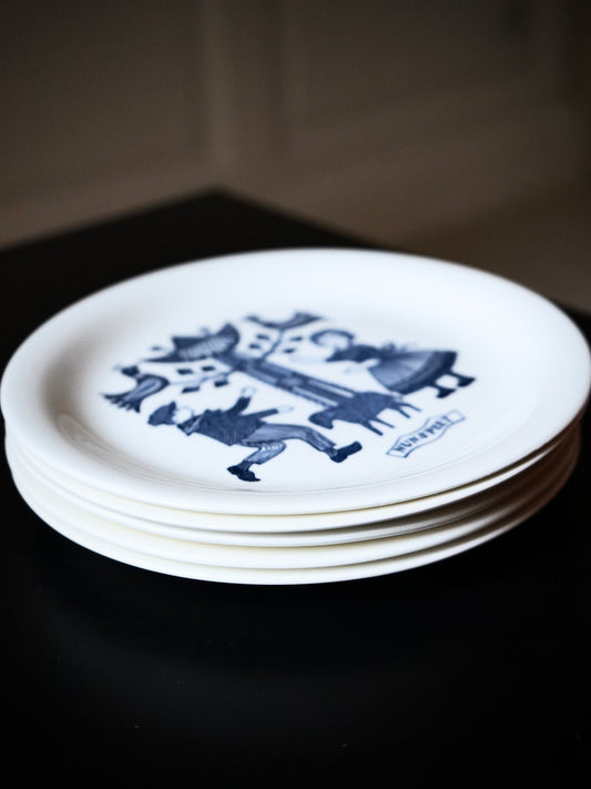 Lot de 5 assiettes vintage en porcelaine Royal Sphinx Maastricht.