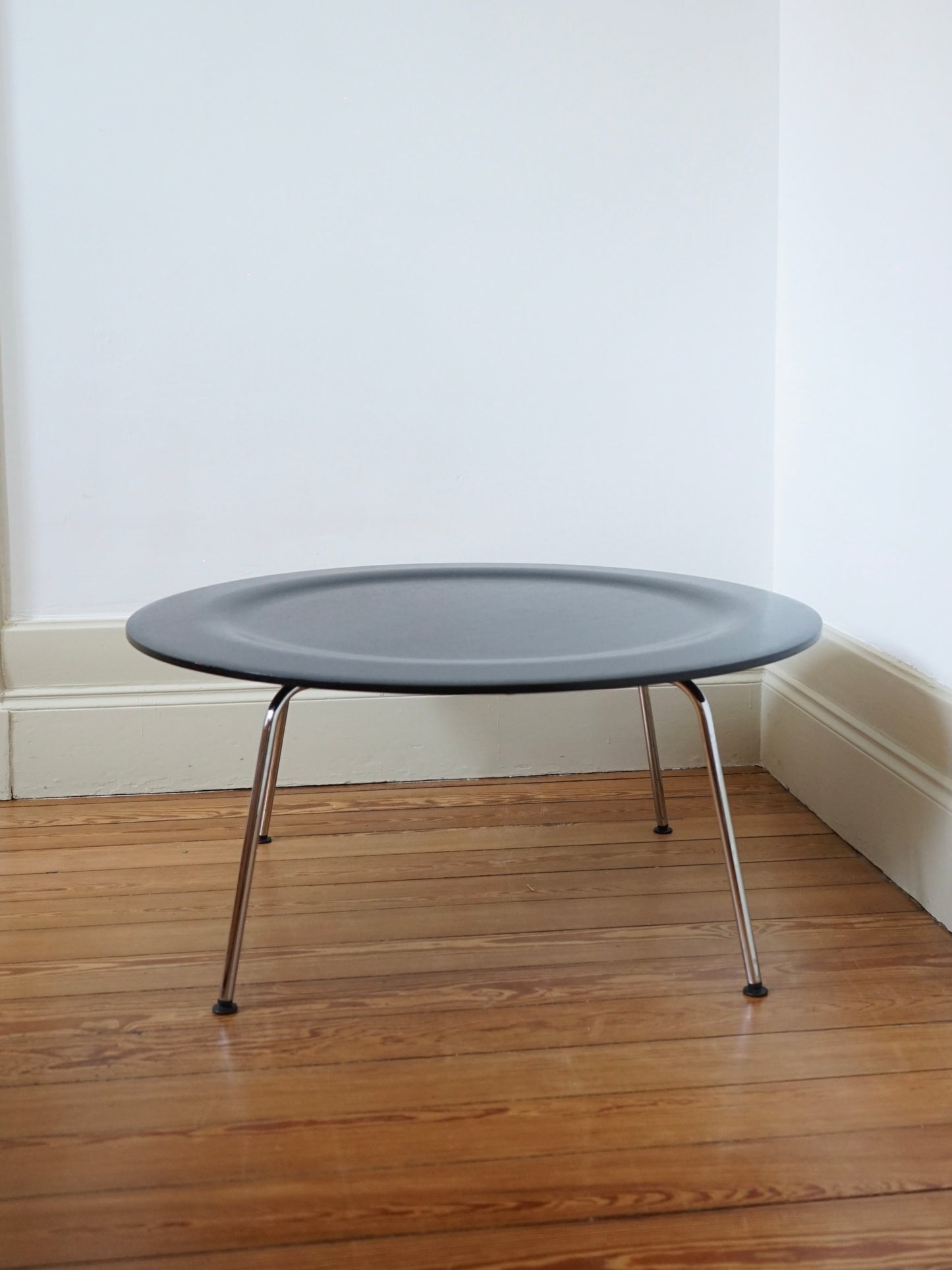 Table Basse CTM Charles & Ray Eames