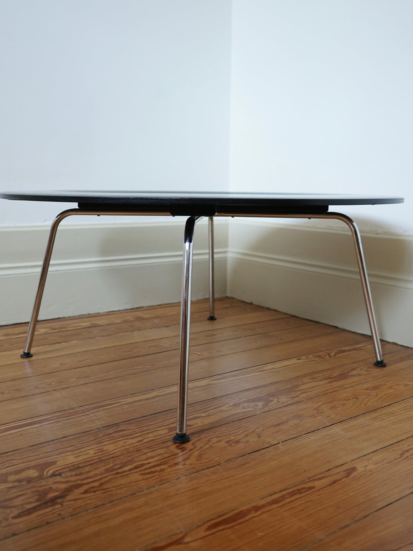 Table Basse CTM Charles & Ray Eames