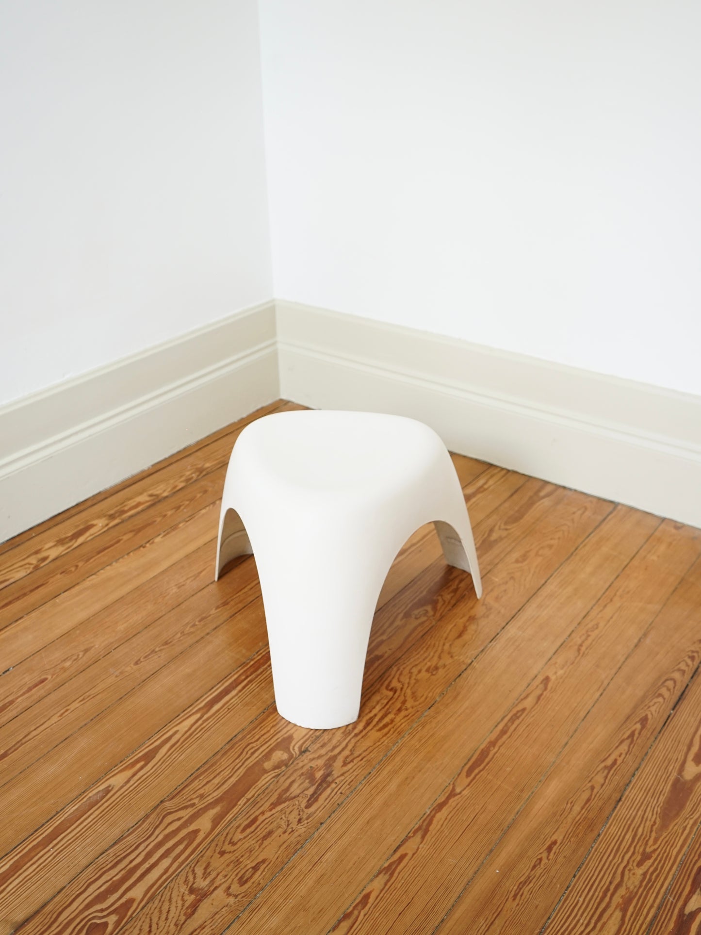 Tabouret Eléphant de Sori Yanagi