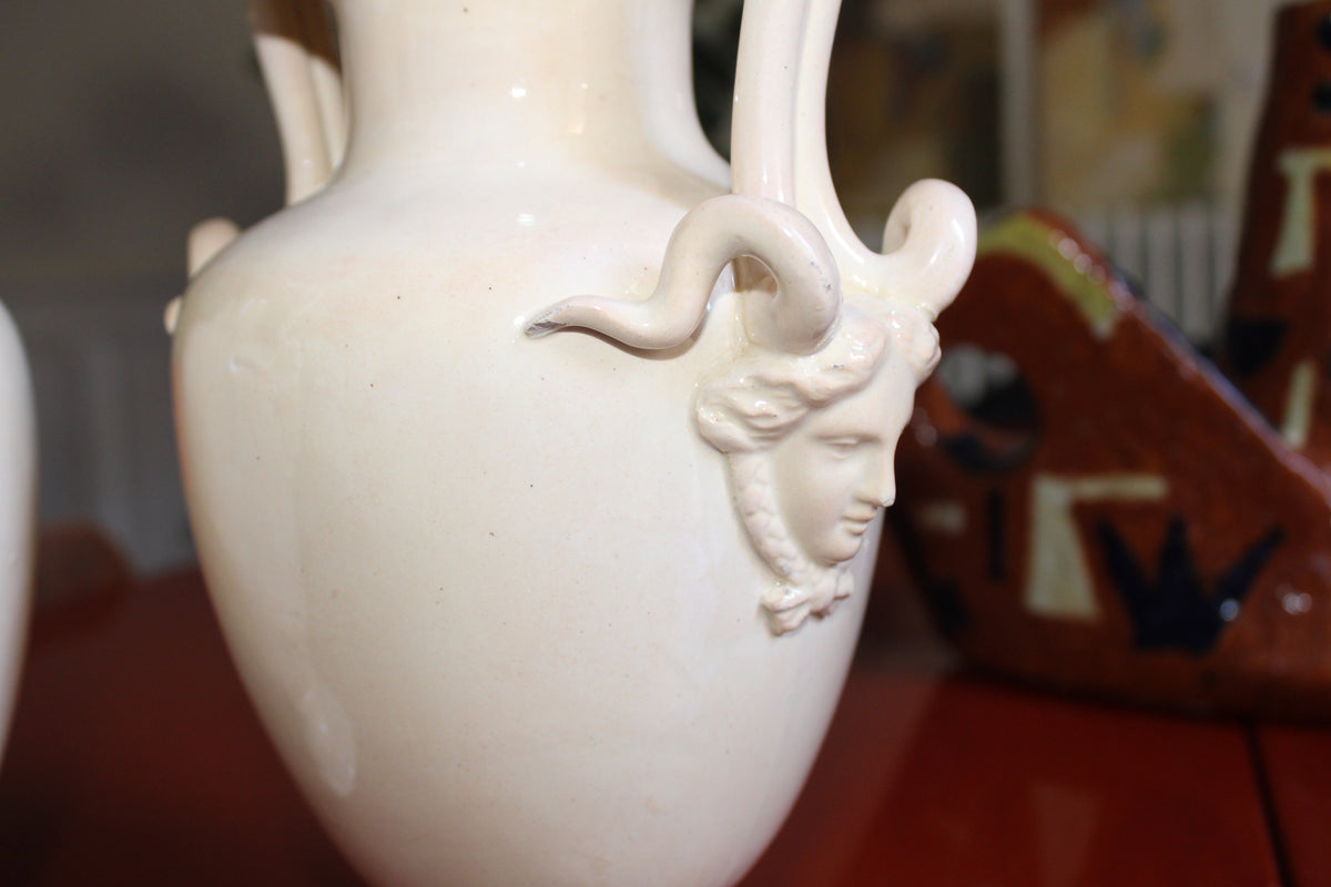 Paire de vases Manufacture Vieillard